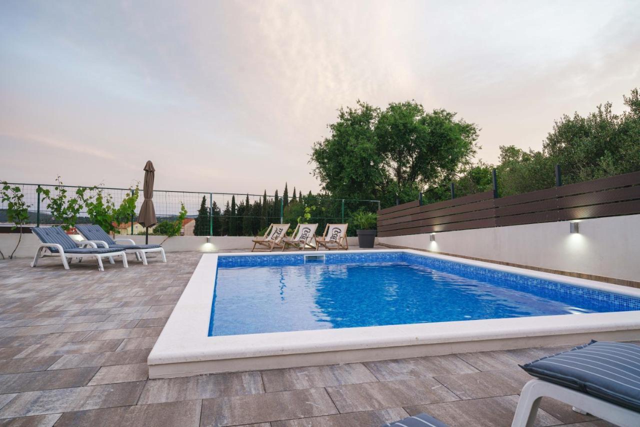 Apartments Markunovic Водице Екстер'єр фото