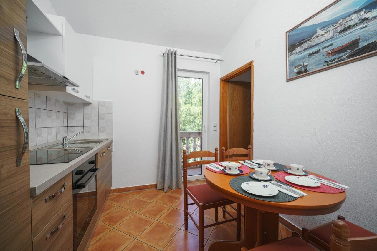 Apartments Markunovic Водице Екстер'єр фото